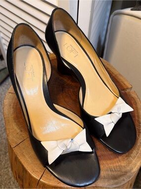 LOFT Black Leather Open-Toe Heels with White Bow Accent
